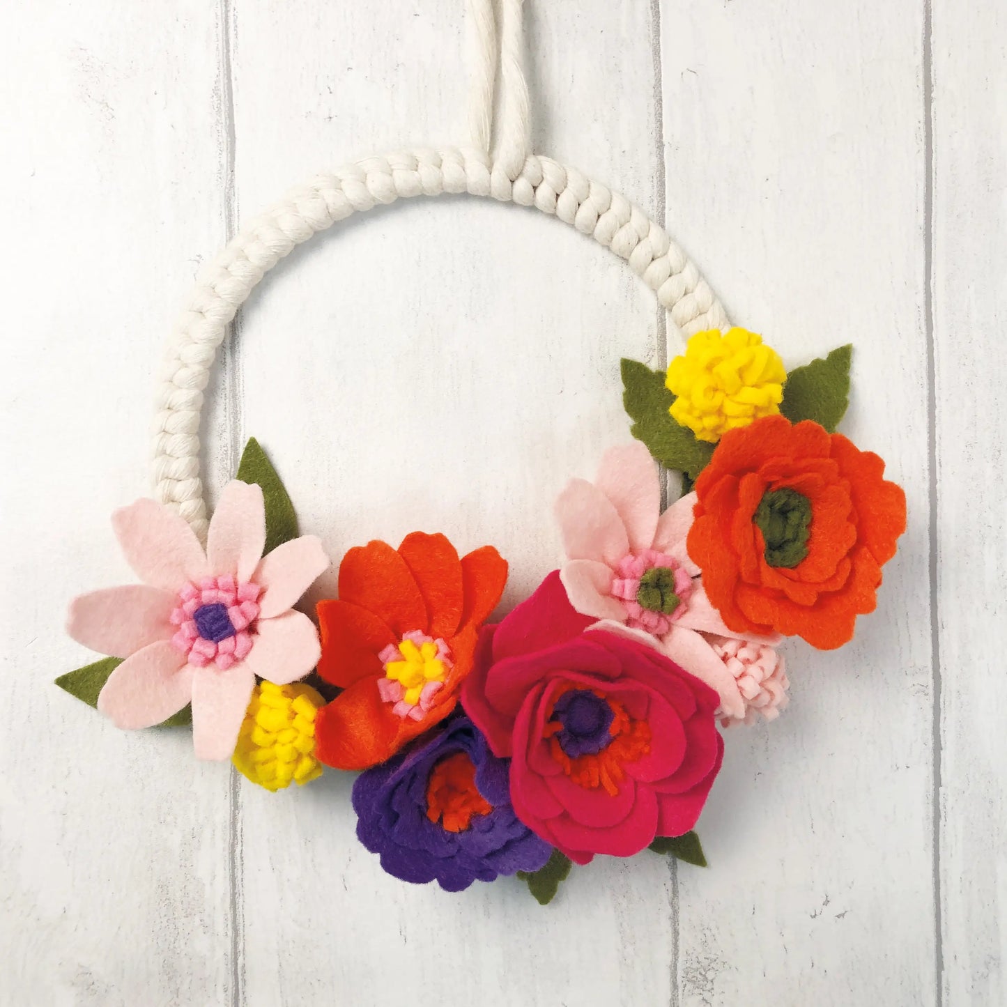 Felt flower and macrame wreath kit
