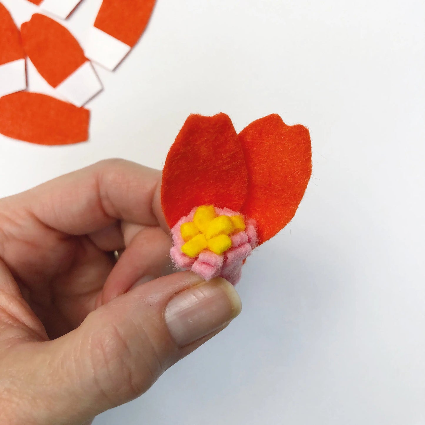 Felt flower and macrame wreath kit